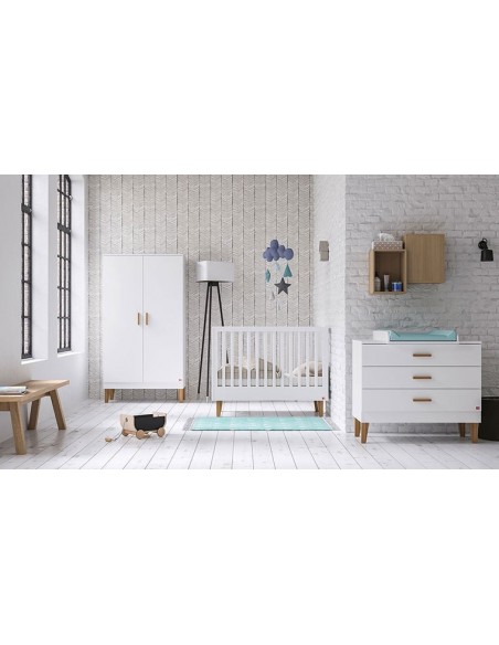 Lit bébé scandinave à barreaux