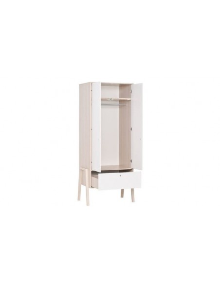 Armoire dressing scandinave