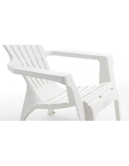 Fauteuil d'extérieur design blanc en plastique rigide