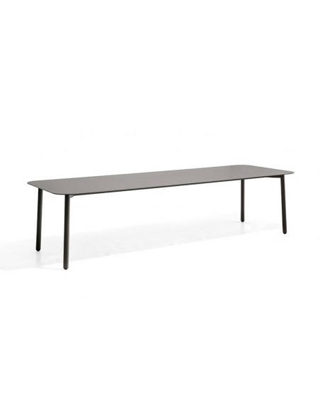 Table design en acier inoxydable et HPL haut de gamme