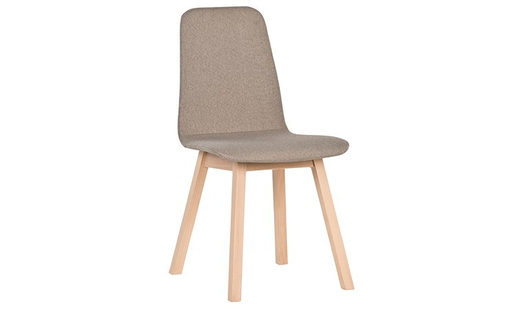 Chaise en bois massif et tissu beige pour une salle à manger nordique