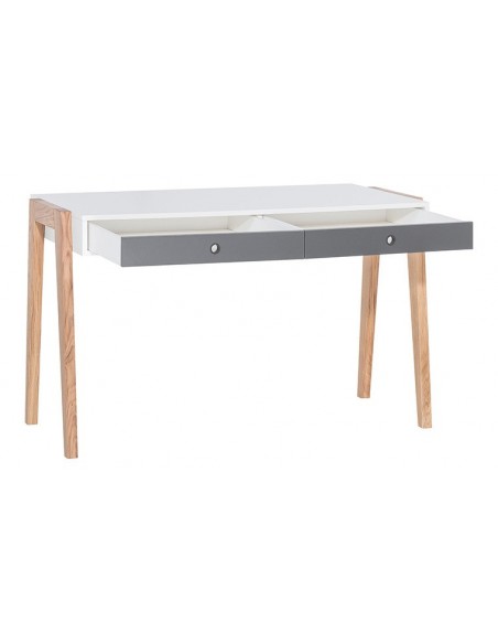 Bureau enfant scandinave