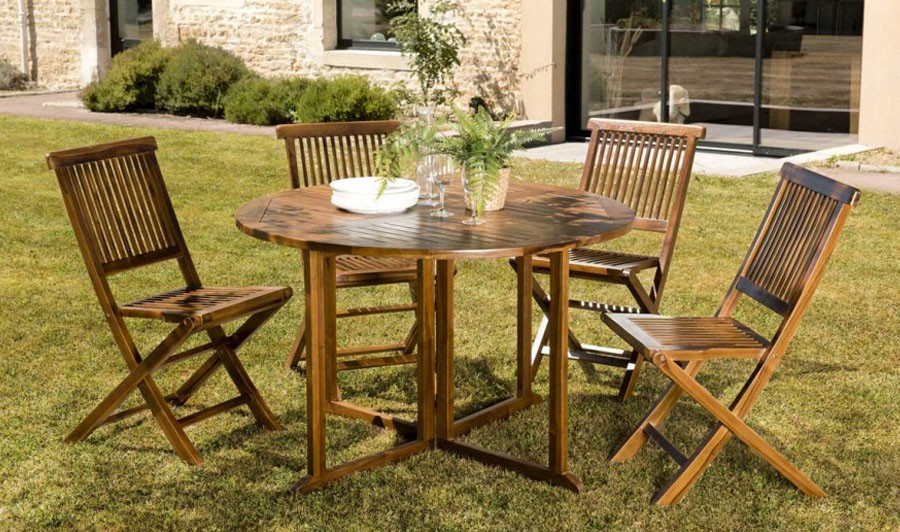 Salon de jardin teck table rabattable et 4 chaises - Lanta