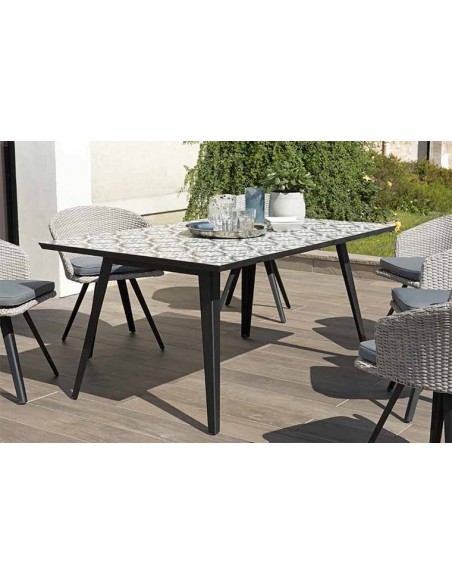 Table plateau carreaux de ciment