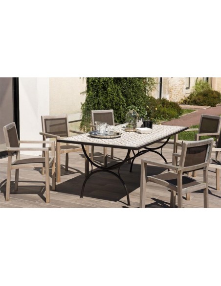 Table jardin motifs