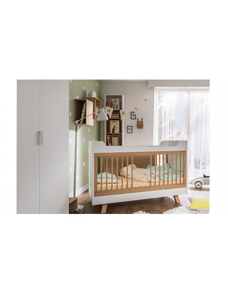 Armoire bois blanc chambre bébé