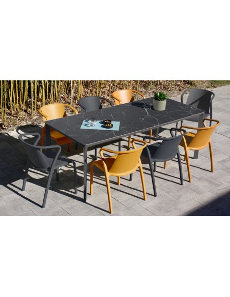 Ensemble de jardin table marbre noir et 8 fauteuils