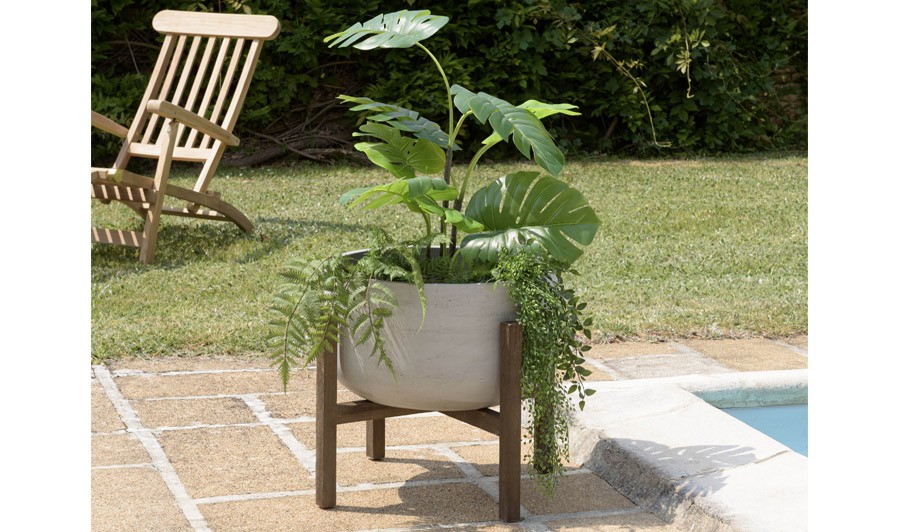 Petit pot de fleurs rond de jardin sur pieds en béton et acacia Nestor