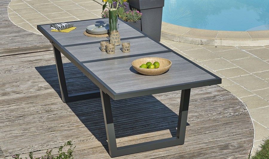 Table de jardin en céramique et aluminium avec rallonge Olhos