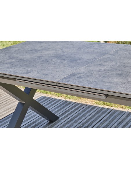 Table de jardin en aluminium gris anthracite et plateau en céramique avec rallonge automatique - FLORIDE