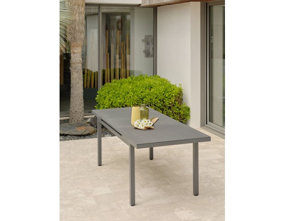 Table de jardin DANIA (160/210x90 cm) en aluminium et spraystone avec rallonge automatique - GRIS ANTHRACITE
