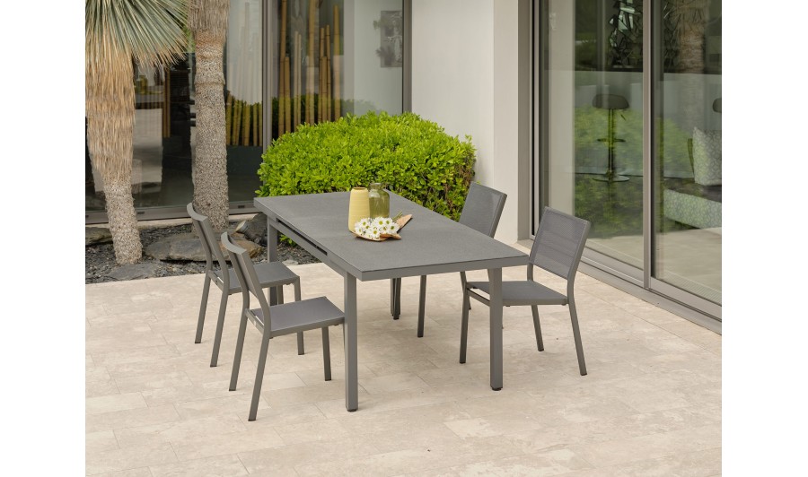 Salon de jardin 4 chaises avec plateau praystone extensible - DANIA Salon de jardin 4 chaises avec plateau praystone extensible - DANIA