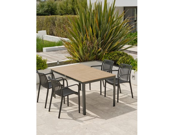 Ensemble repas Boston 4 pl avec fauteuils Tiago noirs