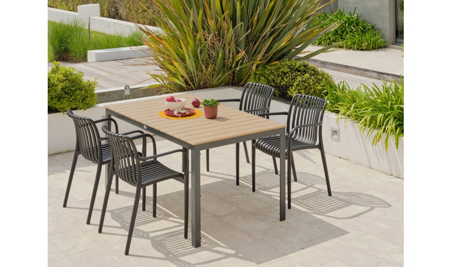 Ensemble repas Boston 4 pl avec fauteuils Tiago noirs Ensemble repas Boston 4 pl avec fauteuils Tiago noirs