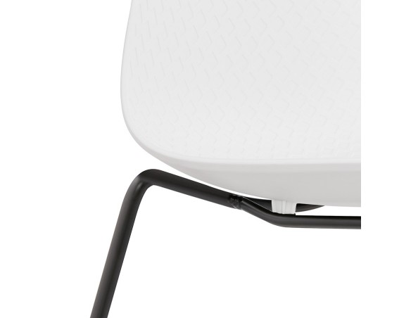 Chaise moderne EXPO blanche avec pieds en métal noir