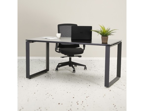 Bureau droit design BAKUS en bois finition Noyer et métal noir - 160x80 cm