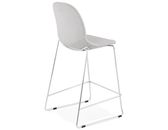 Tabouret snack mi-hauteur empilable FAKIR MINI en tissu gris clair et pied en métal chromé