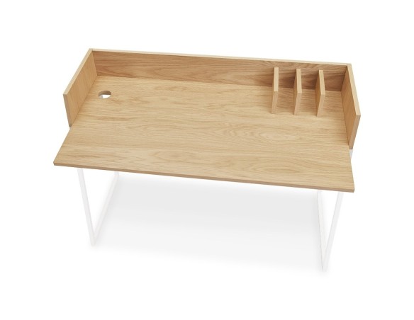 Bureau droit design SALMON en bois finition naturelle et métal blanc