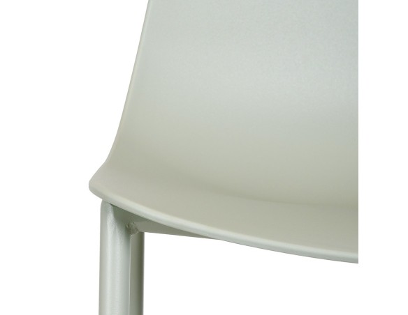 Chaise intérieur / extérieur FELIZ verte en matière plastique et métal