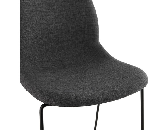 Chaise design DISTRIKT en tissu gris foncé avec pieds en métal noir