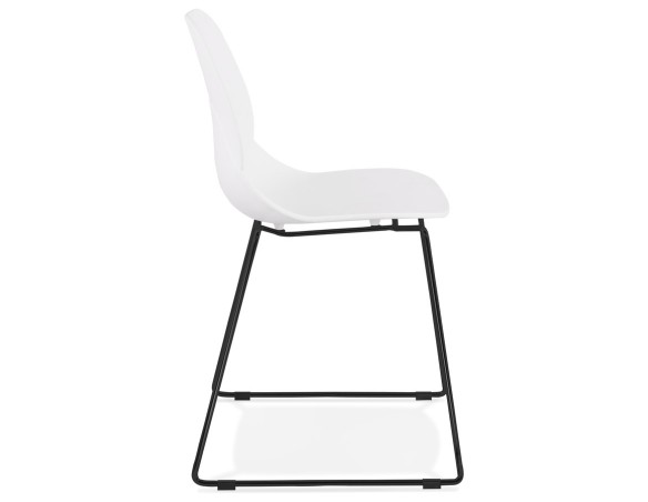 Chaise design NUMERIK blanche avec pieds en métal noir