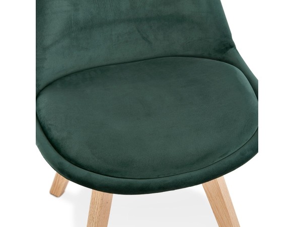 Chaise en velours vert JOE avec structure en bois naturel