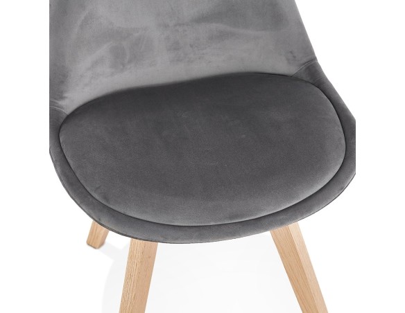 Chaise en velours gris JOE avec structure en bois naturel
