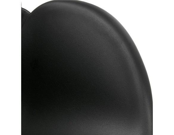 Chaise moderne UNAMI noire en matière plastique avec pieds en métal chromé