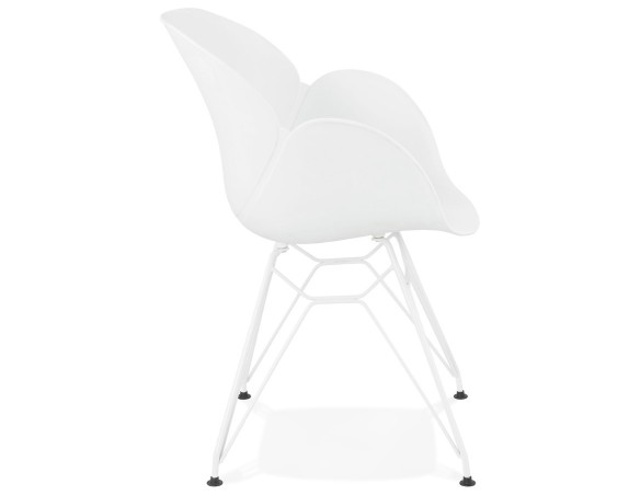Chaise moderne FIDJI blanche avec pieds en métal blanc