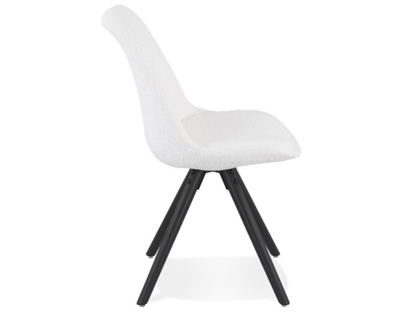 Chaise design VALENTINE en tissu bouloché blanc et pieds en bois noir