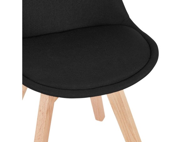 Chaise scandinave WILLY en tissu noir avec pieds en bois finition naturelle