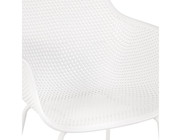 Chaise avec accoudoirs perforée DRAK blanche intérieure / extérieure