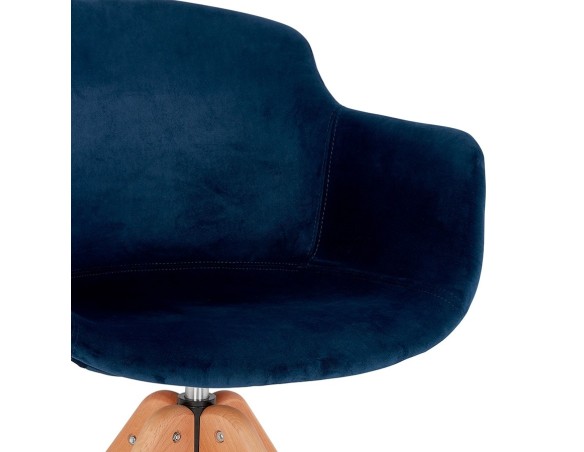 Chaise avec accoudoirs BERNI en velours bleu et pieds en bois naturel