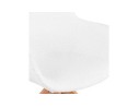 Chaise à accoudoirs style scandinave DESMA en tissu bouclé blanc et bois naturel