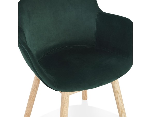 Chaise avec accoudoirs FRIDA en velours vert et pieds en bois naturel