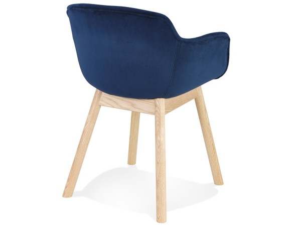 Chaise avec accoudoirs FRIDA en velours bleu et pieds en bois naturel