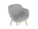 Chaise avec accoudoirs LAMBIC en tissu gris clair et pieds en bois naturel