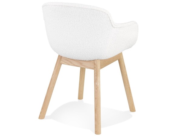 Chaise avec accoudoirs MOUTOU en tissu mouton blanc et pieds en bois naturel