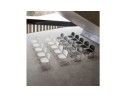 Chaise PILA noire avec assise plastique et structure métal