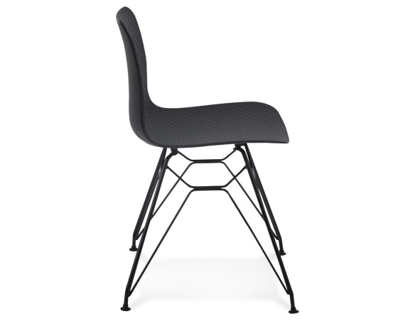 Chaise design GAUDY noire style industriel avec pied en métal noir