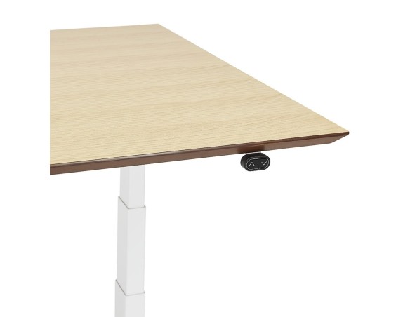 Bureau assis-debout électrique BIONIKavec plateau en bois finition naturelle et pied en métal blanc - 150x70 cm