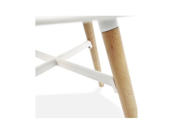 Chaise avec accoudoirs MELIS blanche avec pieds en métal et bois naturel
