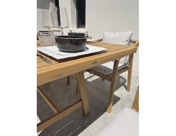 Ensemble repas de jardin 6 places en bois d'acacia - SERENA