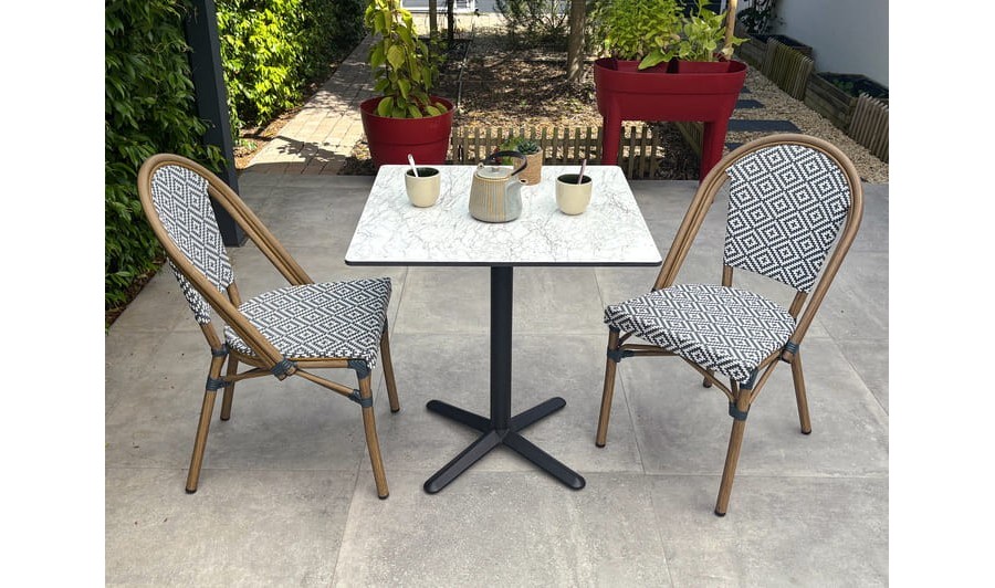 TABLE BISTRO EMAIL VERITABLE MAISON JARDIN NEUVE Chiens de chasse
