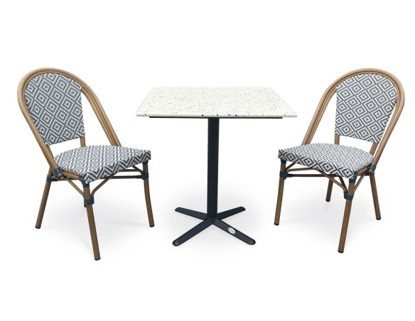 Lot composé d'une table de jardin BISTRO en Terrazzo et de 2 fauteuils BISTRO bleu