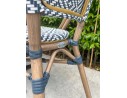 Ensemble de jardin table RONDE HPL effet marbré + 2 fauteuils bleu - BISTRO