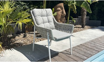 fauteuil blanc gris résine tressée ELBA Remarquable