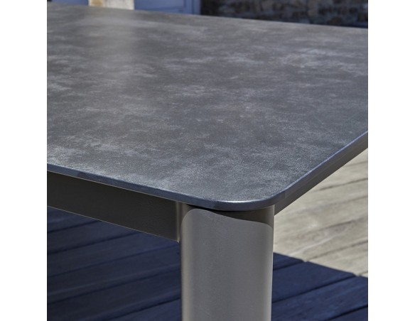 Table de jardin CAMARGUE (220x100 cm) en aluminium et plateau céramique - GRIS ANTHRACITE