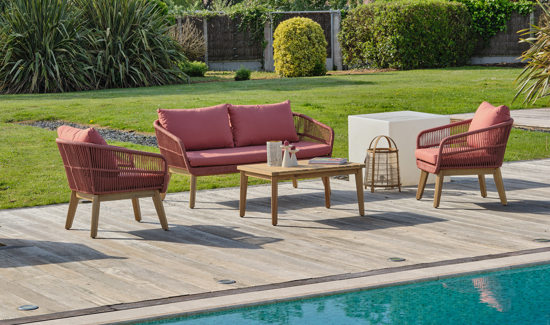 Salon de jardin design pas cher