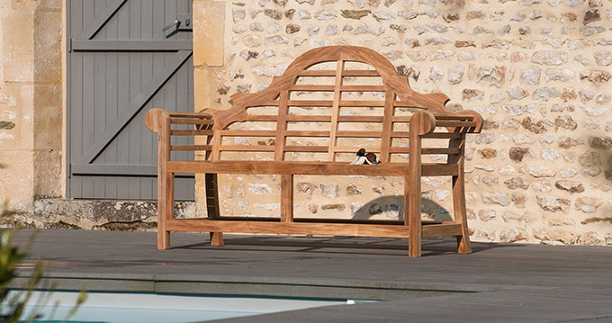 Banc de jardin design en bois